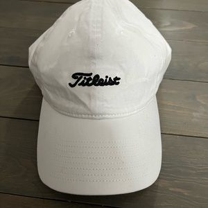 Women’s titleist hat